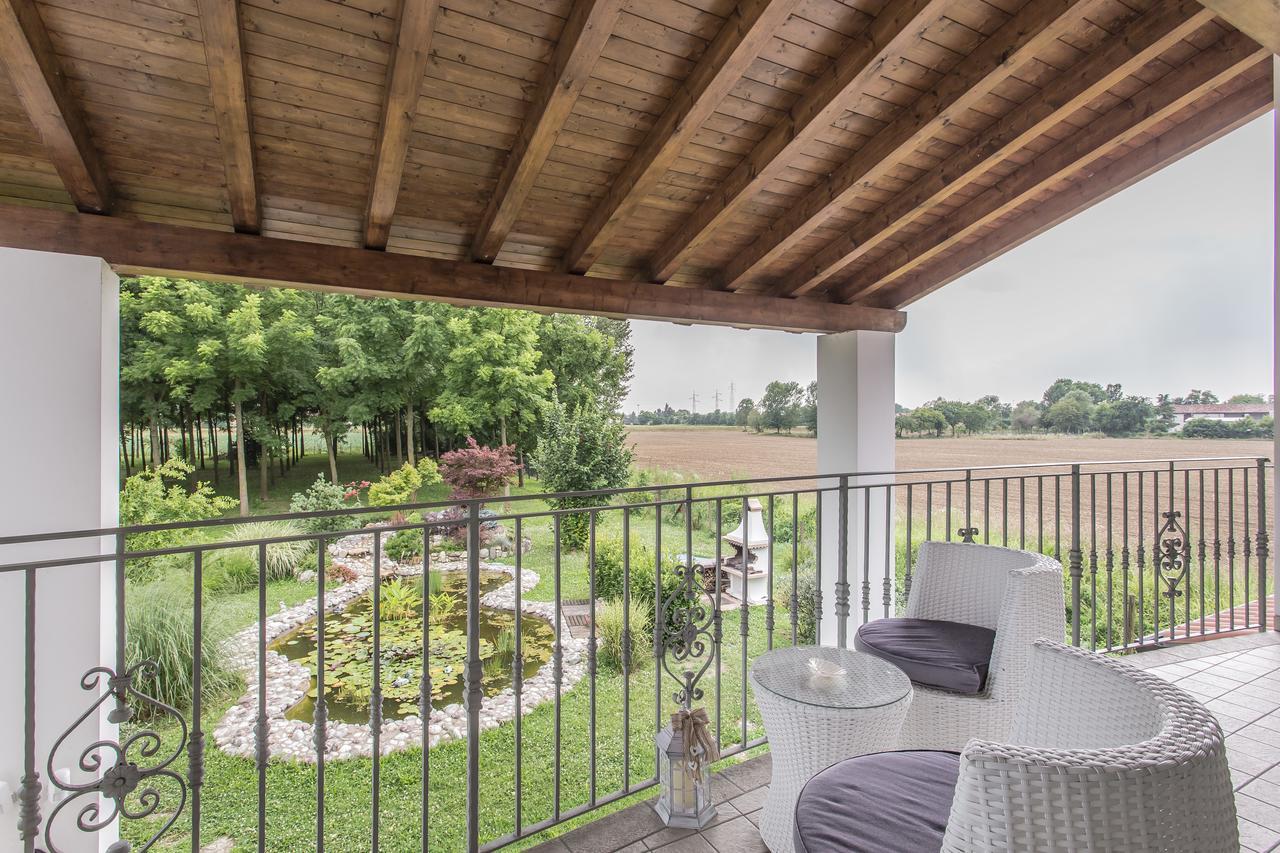 Pool & Garden Villa Lelia Mirano Exterior photo